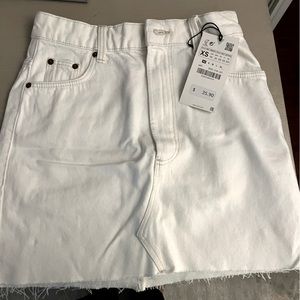 Zara high rise white mini skirt